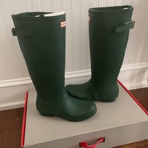 NWT Hunter Green Hunter Rain Boots